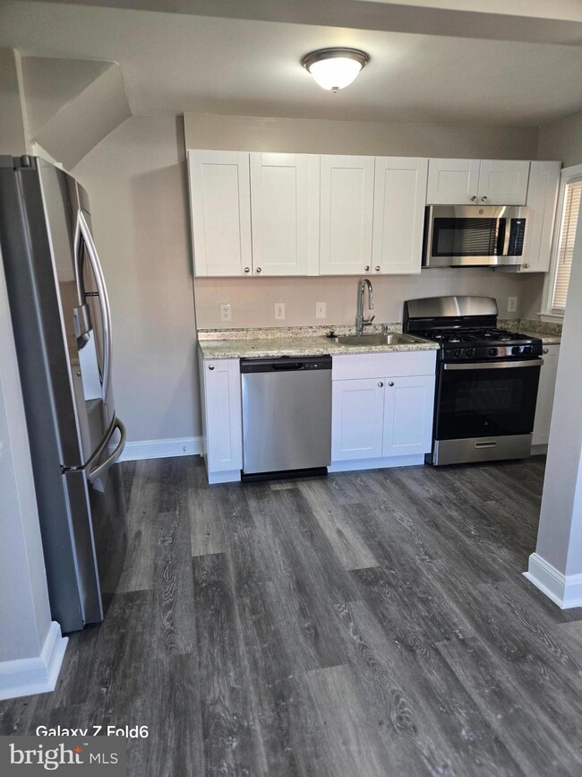 2169 Vailthorn Rd, Middle River, MD 21220 - photo 4