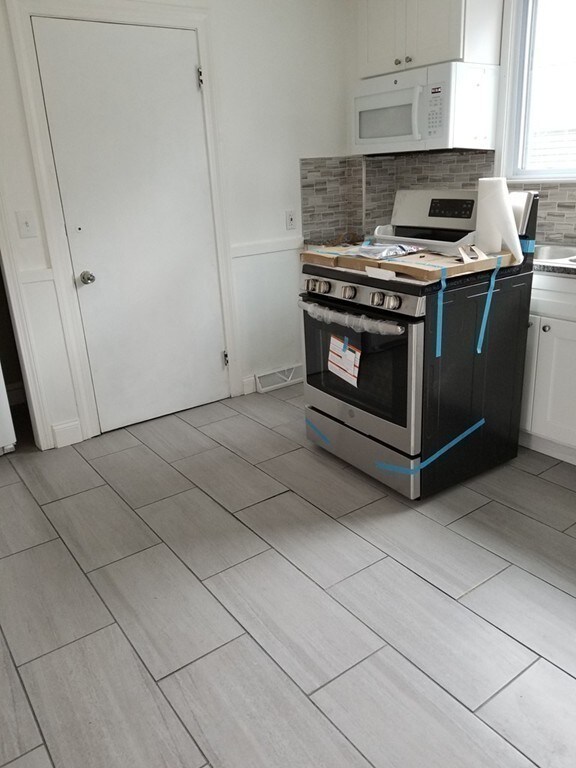 599 Lexington St unit 1, Waltham, MA 02452 - photo 3