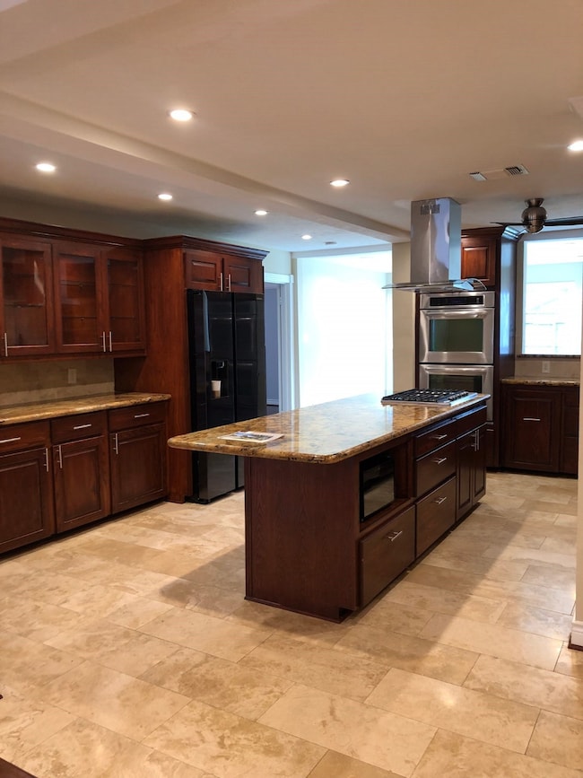 1442 Chamboard Ln, Houston, TX 77018 - photo 4