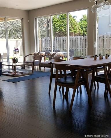 11217 NW 47th Ln, Doral, FL 33178 - photo 5