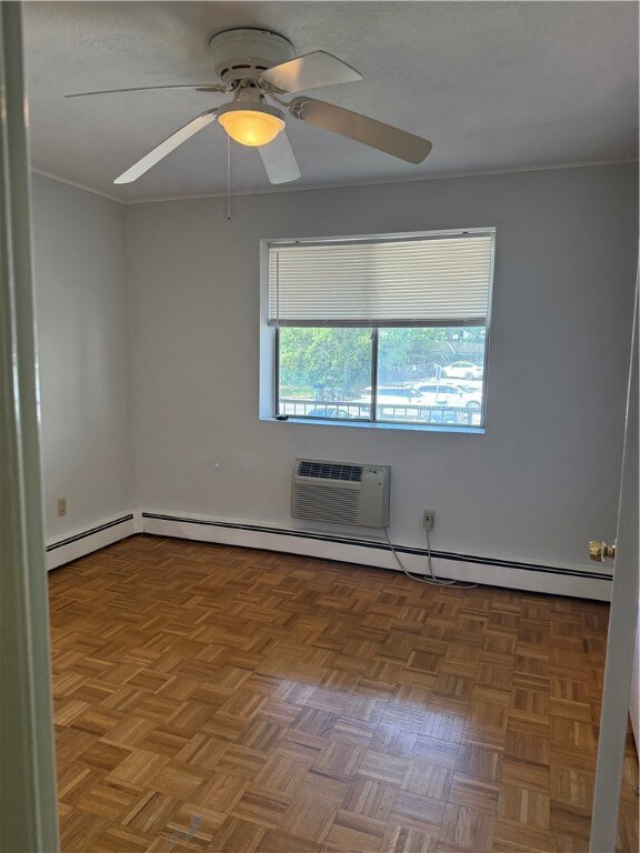 77 Pitman St unit 205, Providence, RI 02906 - photo 4