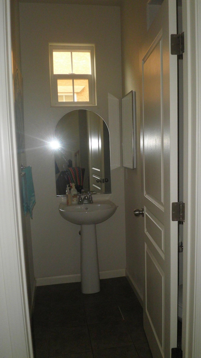 2385 La Villa Way, Redding, CA 96003 - photo 5