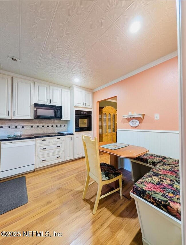 2351 Irish Ln unit 35, Clearwater, FL 33763 - photo 3