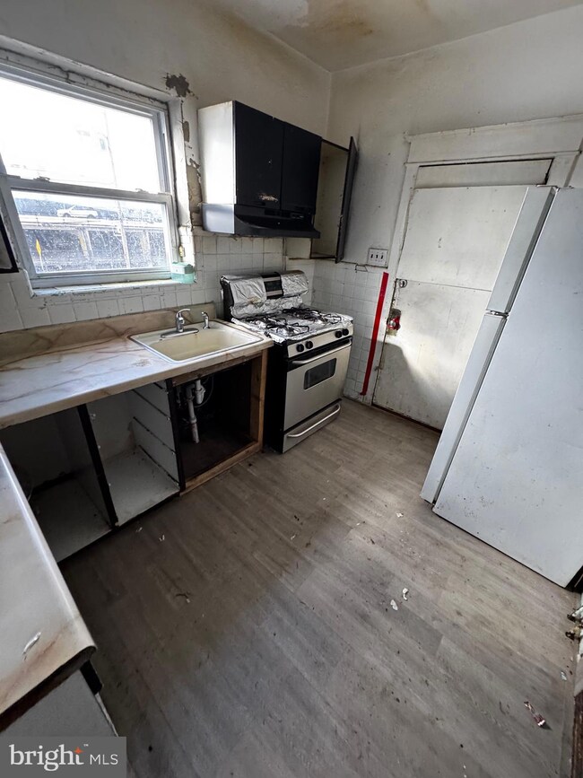 42 Kent Rd, Upper Darby, PA 19082 - photo 7