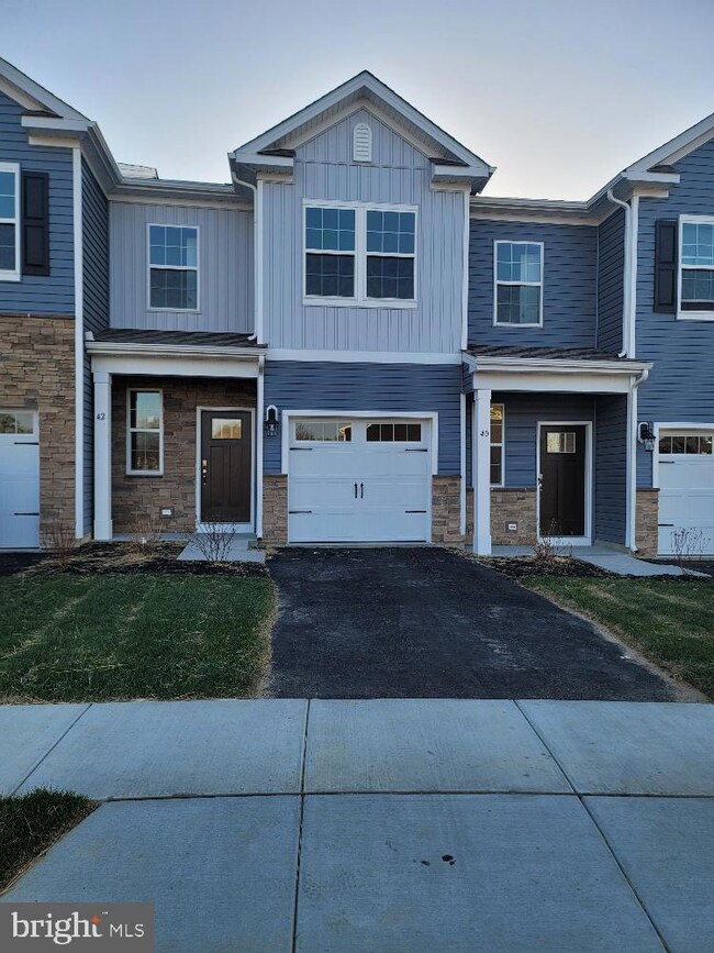 42 Peregrine Way, Burlington, NJ 08016 - photo 2