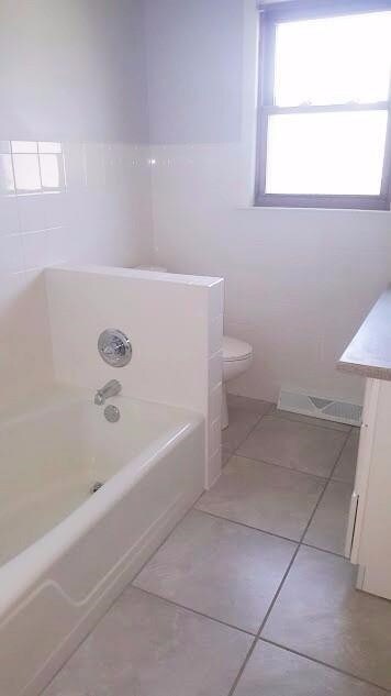 939 W Ash St, Griffith, IN 46319 - photo 7