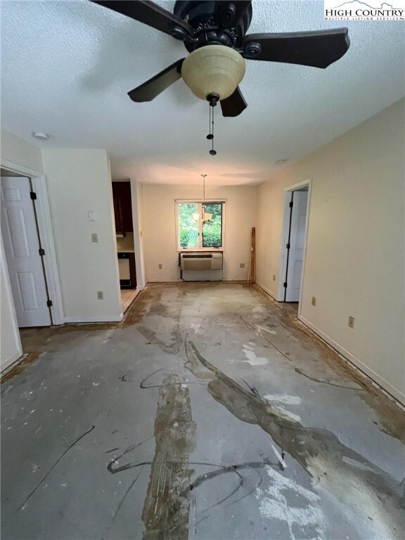 176 Royal Oaks Dr unit 115, Blowing Rock, NC 28605 - photo 3