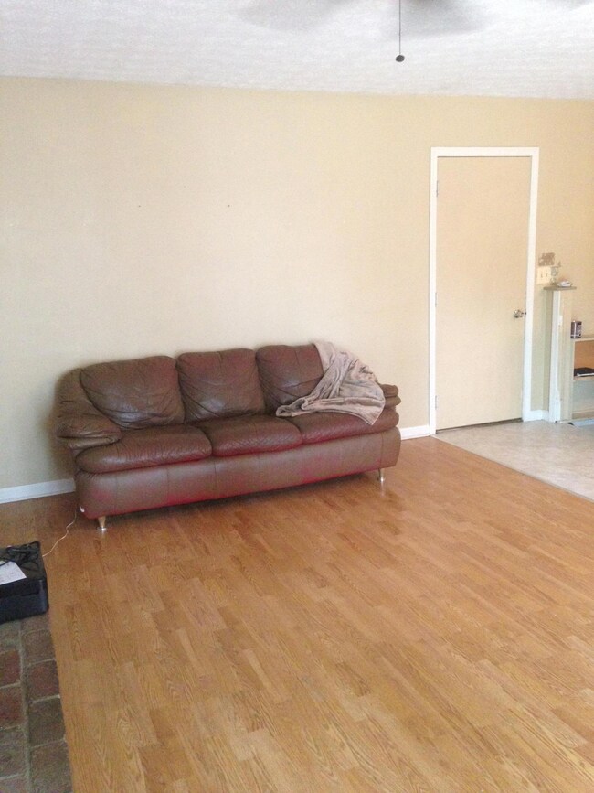 03 living room