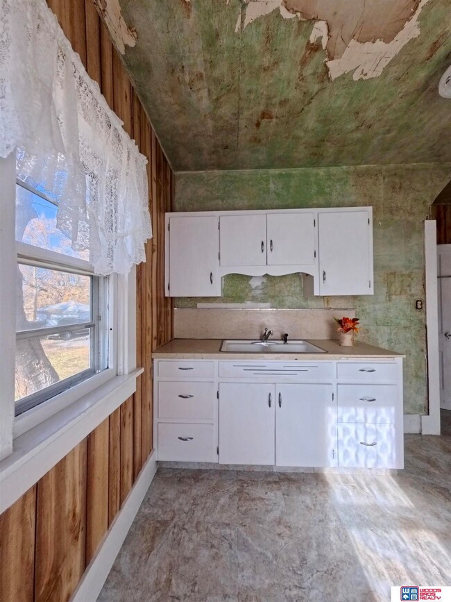 133 S 7th St, Hebron, NE 68370 - photo 6