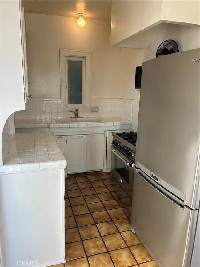 The Sovereign unit 1106, Long Beach, CA 90802 - photo 7