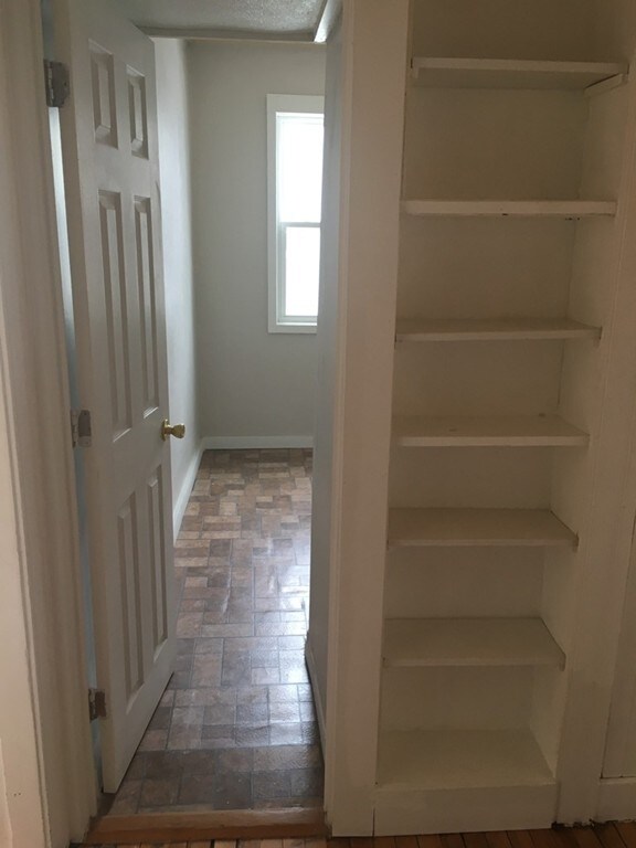 10 N Woodford St unit 2, Worcester, MA 01604 - photo 6