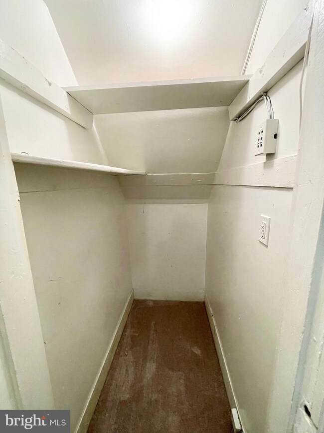 34 O St NW unit B, Washington, DC 20001 - photo 3