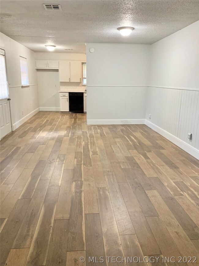 1620 S 5th St, Broken Arrow, OK 74012 - photo 5