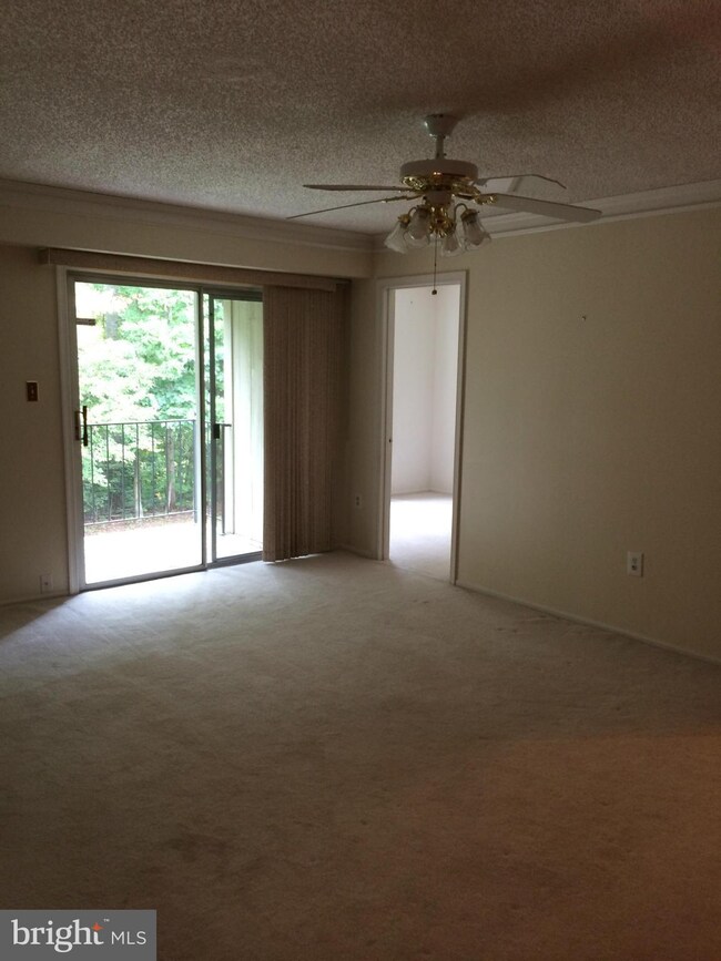 12264 Stevenson Ct, Woodbridge, VA 22192 - photo 5