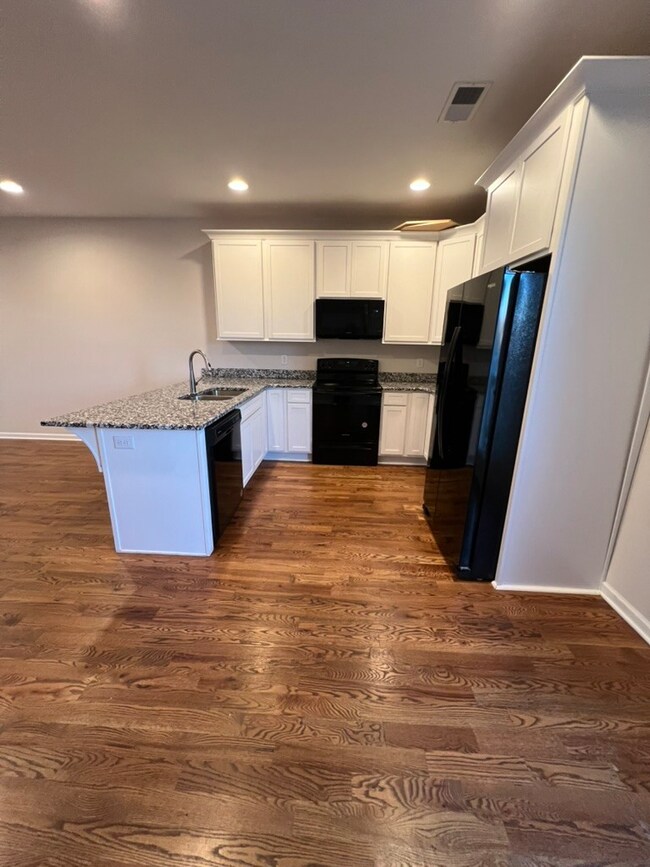 467 Morton Ave unit 105, Nashville, TN 37211 - photo 6