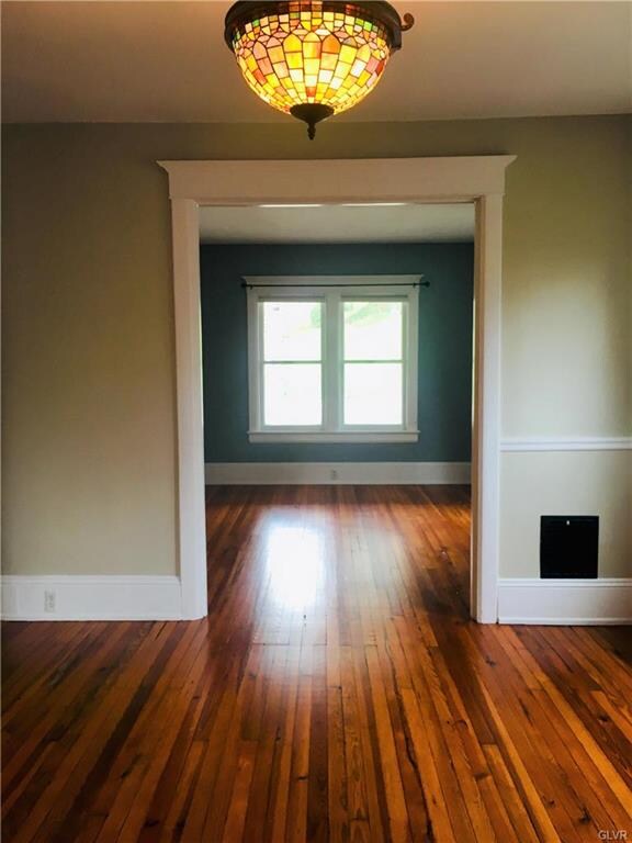 630 W Lafayette St, Easton, PA 18042 - photo 5