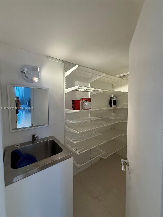 Four Ambassadors Condominiums unit 1151, Miami, FL 33131 - photo 3