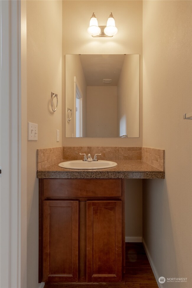 8511 198th St E, Spanaway, WA 98387 - photo 5