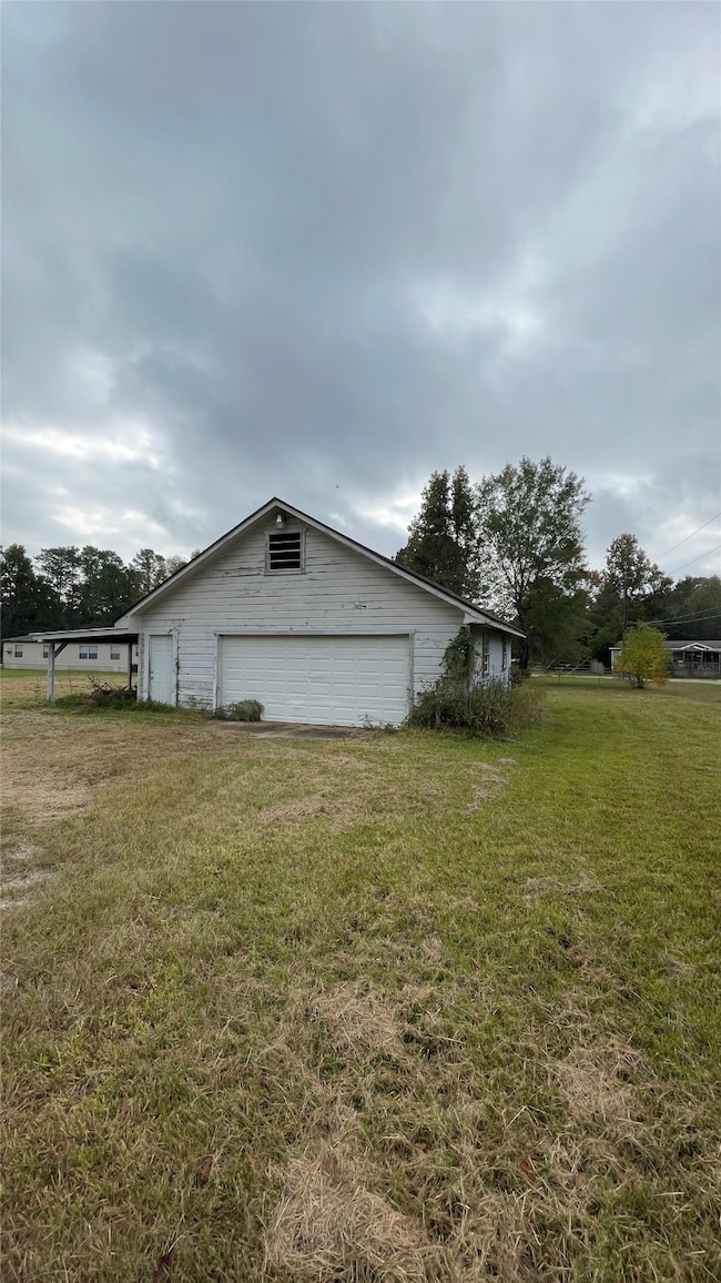 203 S Canyon Dr, Onalaska, TX 77360 - photo 3