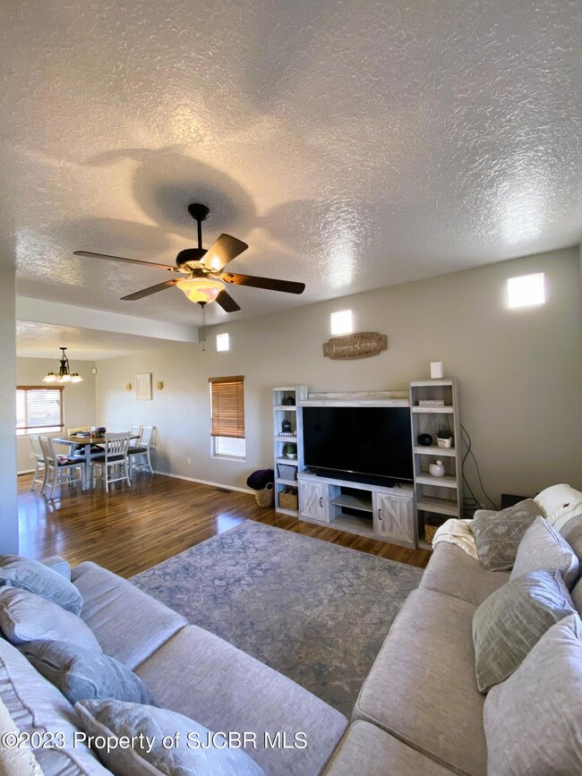 6101 Santo Domingo Dr, Farmington, NM 87402 - photo 4
