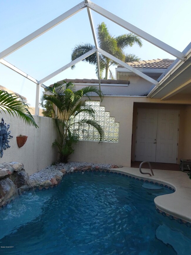 courtyard pool to front door