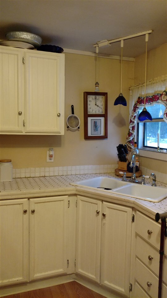 20 Ellen Brook Rd, Hillsborough, NH 03244 - photo 7