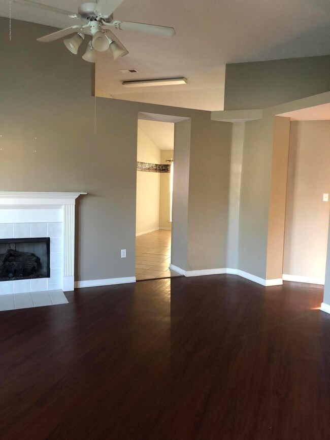 85AB5527-6F6D-473E-AEE7-69738DDAFE94