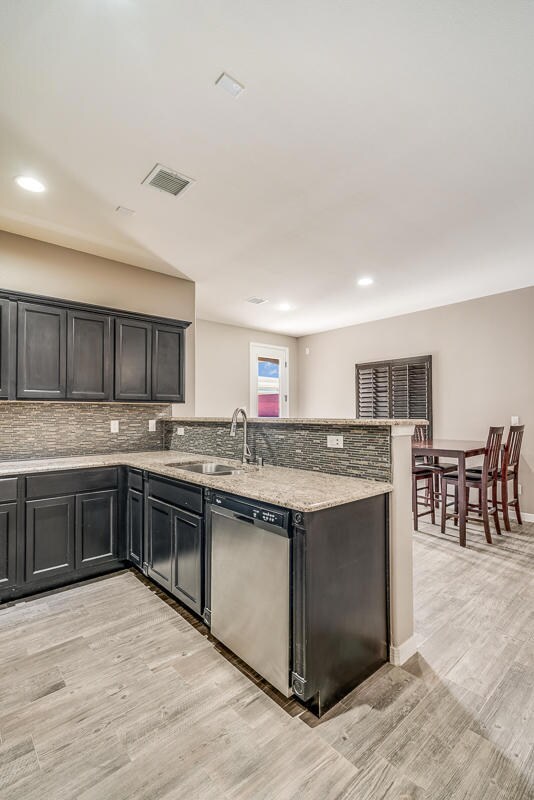 13530 Hazlewood St, Horizon City, TX 79928 - photo 7