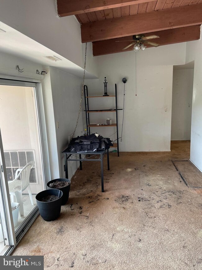 7617 Fontainebleau Dr unit 2145, New Carrollton, MD 20784 - photo 4