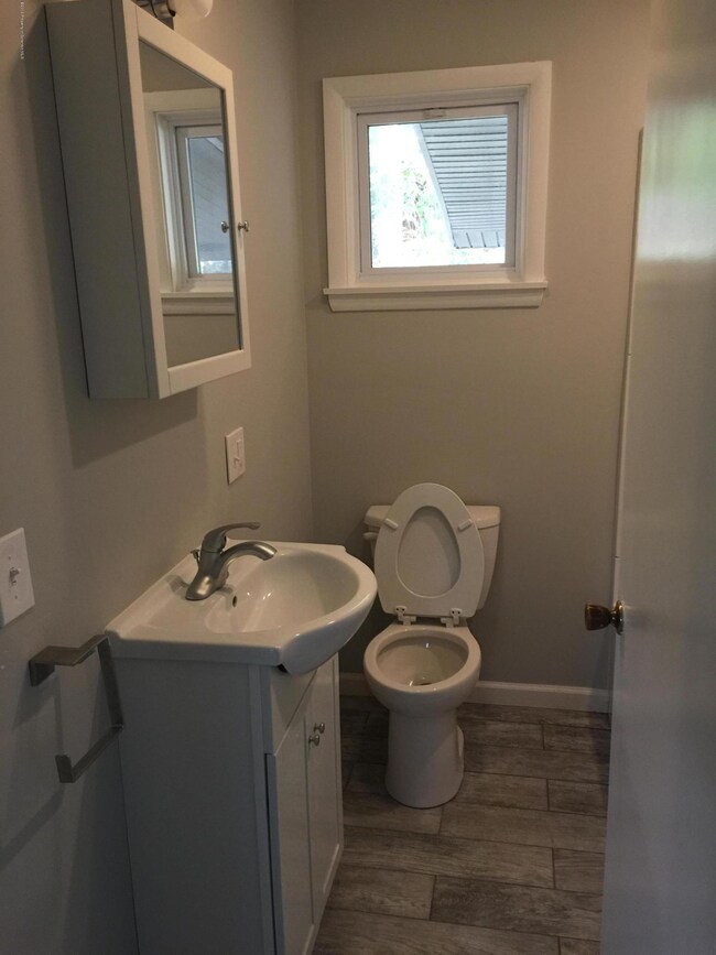 19 N Webster Ave, Scranton, PA 18509 - photo 6