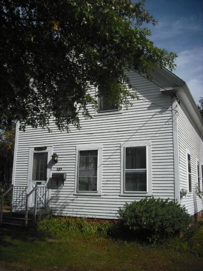 127 Armory St, Keene, NH 03431 - photo 6