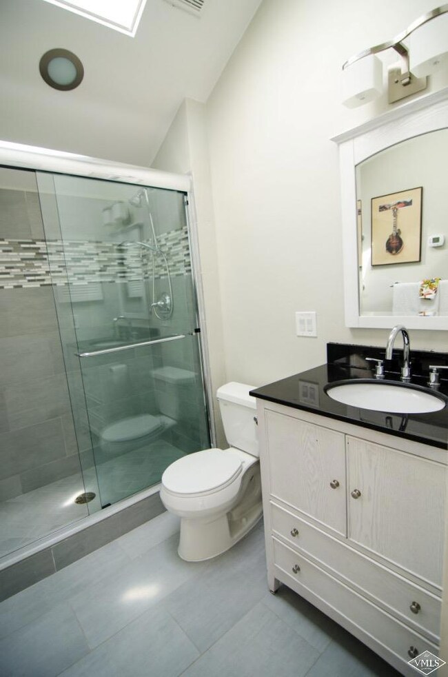 3rd Bathroom/powder off the living room