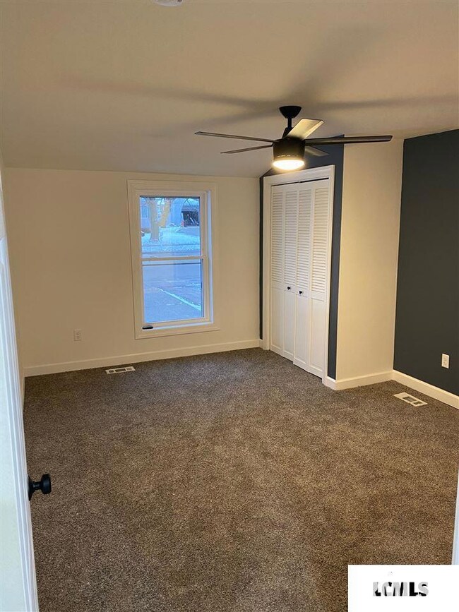 900 S Kickapoo St, Lincoln, IL 62656 - photo 5