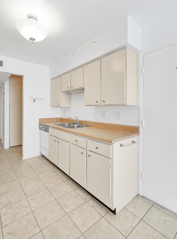 2925 Larry Wood Pl-7