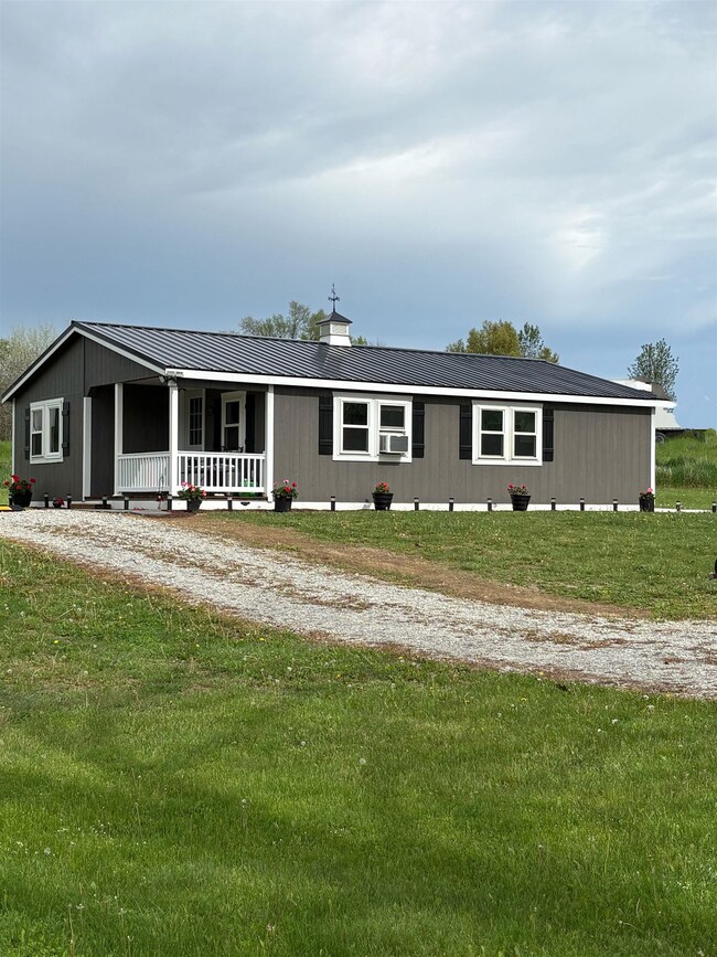 7940 N Silver Rd, Fremont, IN 46737 - photo 3