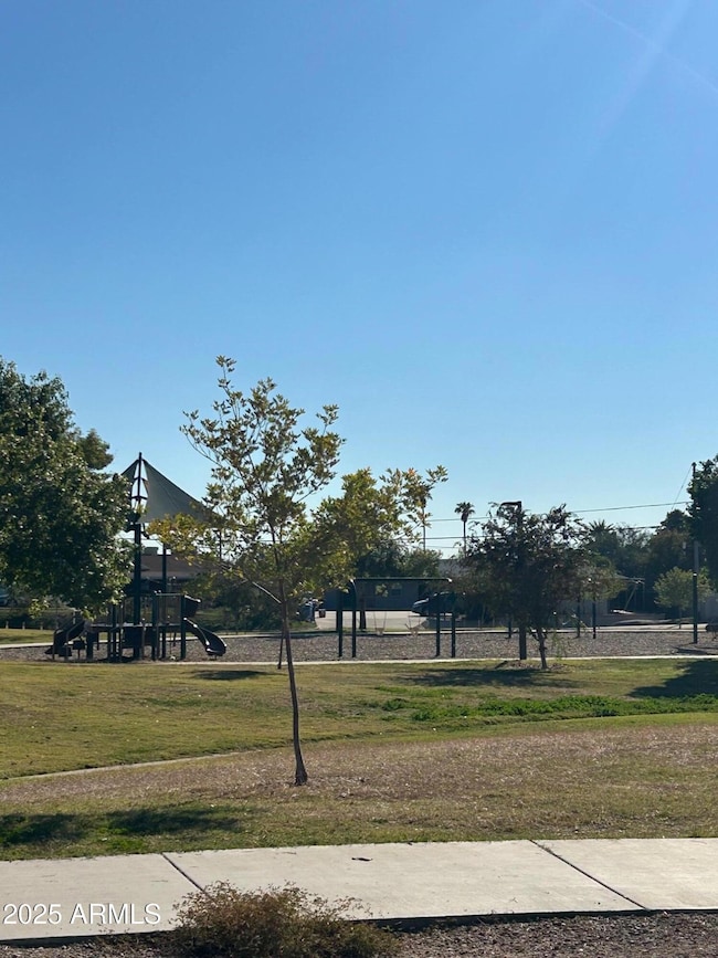 1213 E Vogel Ave unit 3, Phoenix, AZ 85020 - photo 5