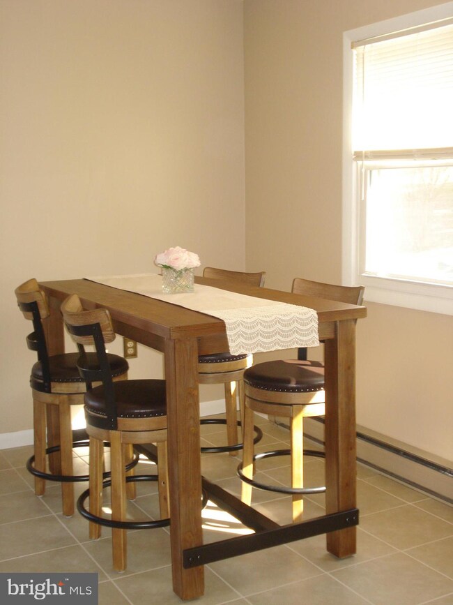 336 N Massanutten St, Strasburg, VA 22657 - photo 3