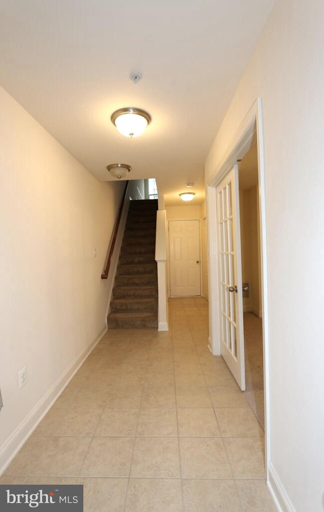 11934 Weybridge Ln, Germantown, MD 20876 - photo 6