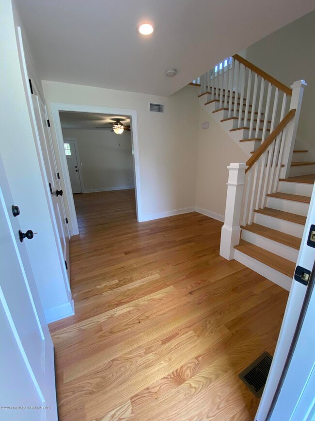 93 Main St unit Apartment 2, Oceanport, NJ 07757 - photo 2