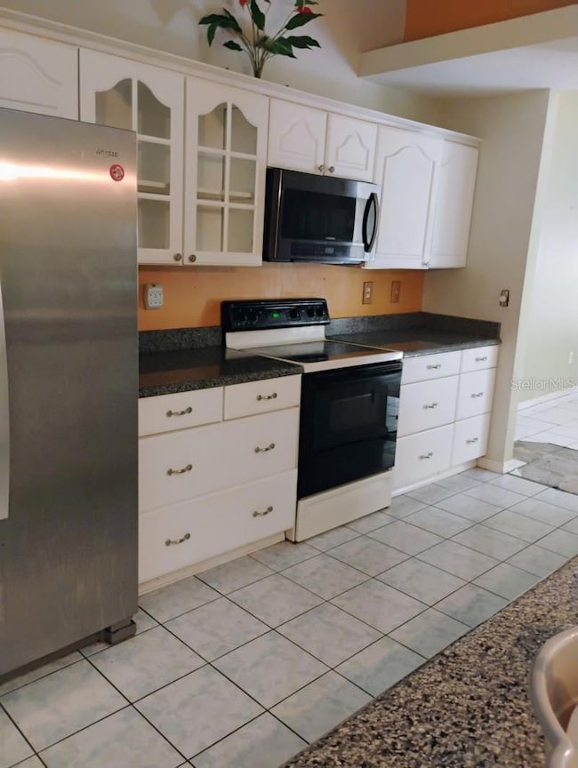 Kitchen Pic #2