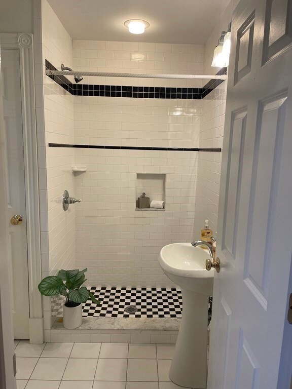 8 Leland St unit 2, Somerville, MA 02143 - photo 5