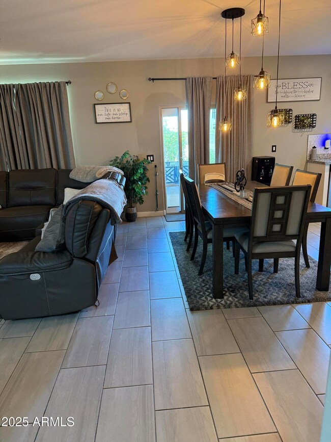 10622 W Crown King Rd, Tolleson, AZ 85353 - photo 6