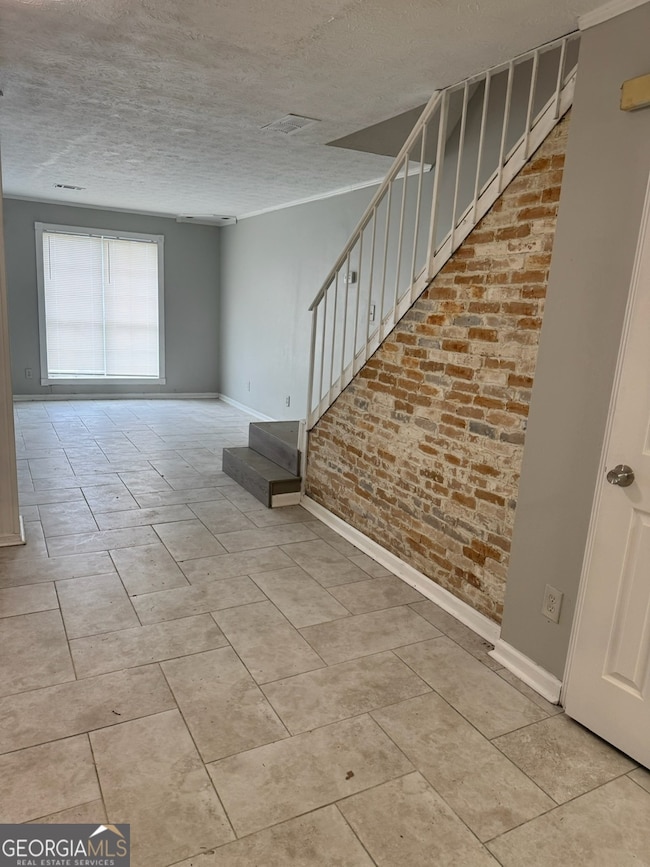 404 Prince of Wales, Stone Mountain, GA 30083 - photo 4