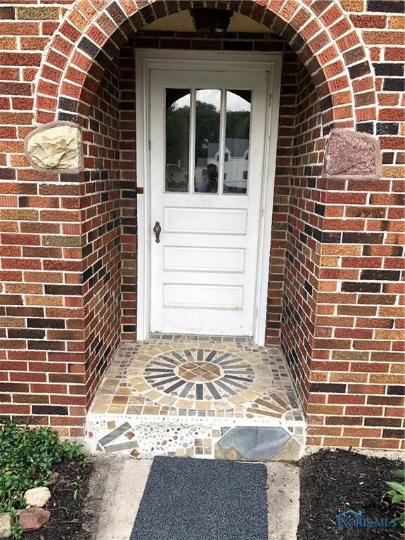 115 Lynn St, West Unity, OH 43570 - photo 4