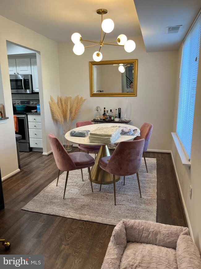 629 Village Heritage unit 629, Ardmore, PA 19003 - photo 7