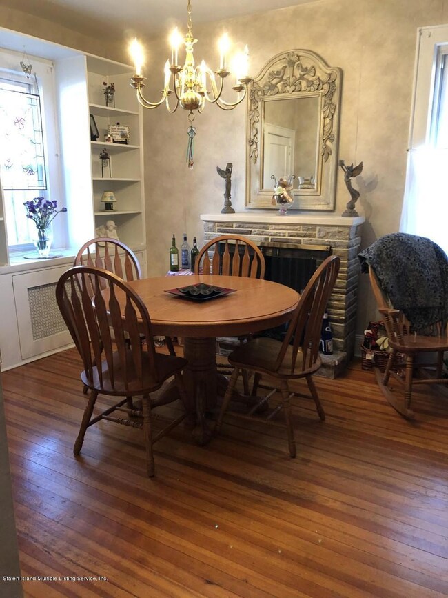 105 Manor Rd, Staten Island, NY 10310 - photo 6