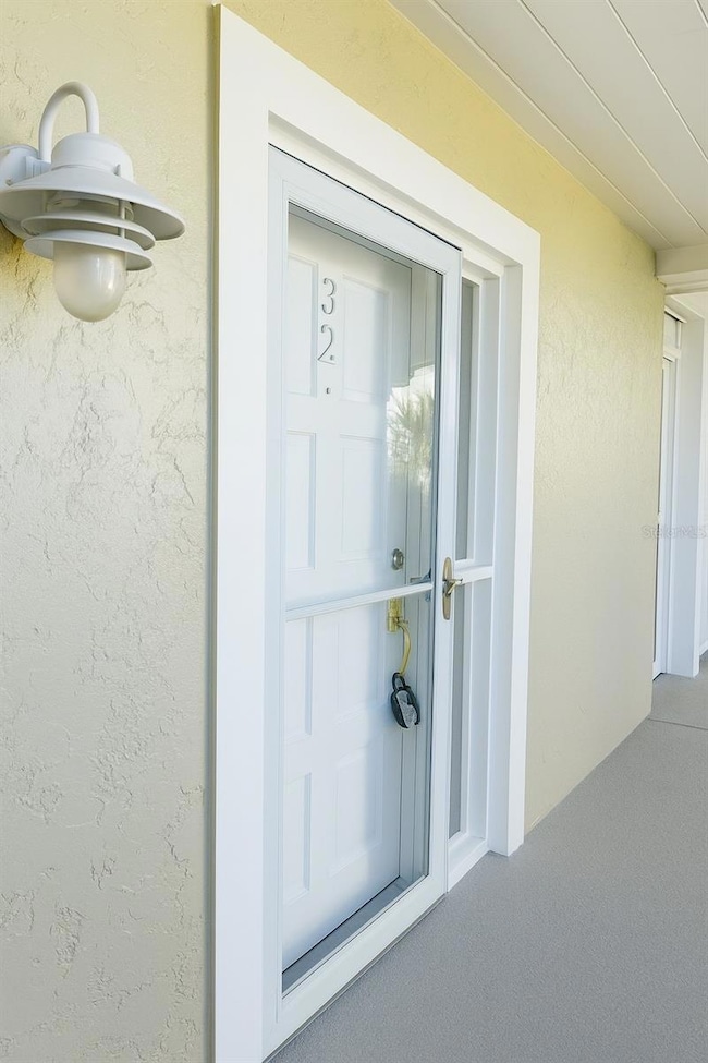 433 Paula Dr S unit 32, Dunedin, FL 34698 - photo 2