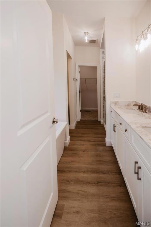 5374 Tesson Ct, Sappington, MO 63128 - photo 7