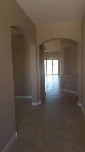 Lot 68 Hall - Entry