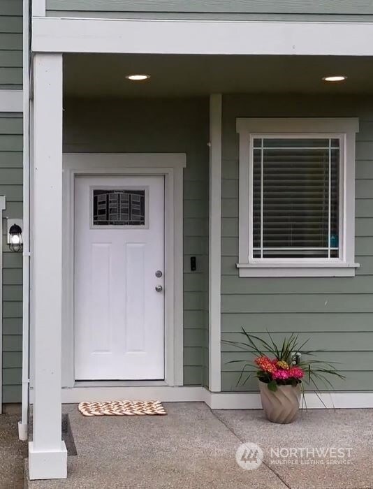 9516 Tyler Terrace Ct SE, Yelm, WA 98597 - photo 2